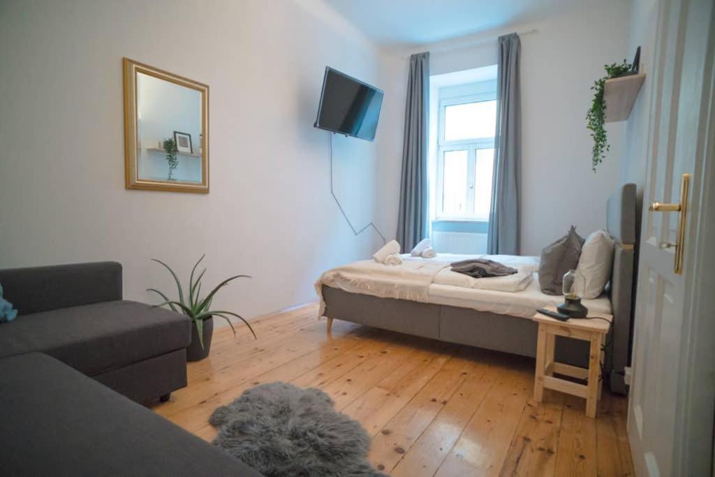 Cosy And Spacious Apartment In The Heart Of Innsbruck Eksteriør billede